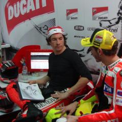 Nicky and Valentino compare notes. - Photo: Nick Sannen