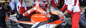 Nicky Hayden on front row in Jerez, Valentino Rossi unable to replicate yesterday’s performance 