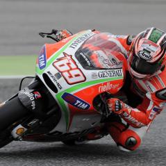 In the mainly dry Free Practice 2, Nicky posted the seventh-best time, just over six tenths from the leader. - Photo: Ducati