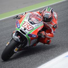 Unfortunately, a freak electrical problem resulted in Nicky's bike not recognizing where it was on the track. - Photo: Ducati